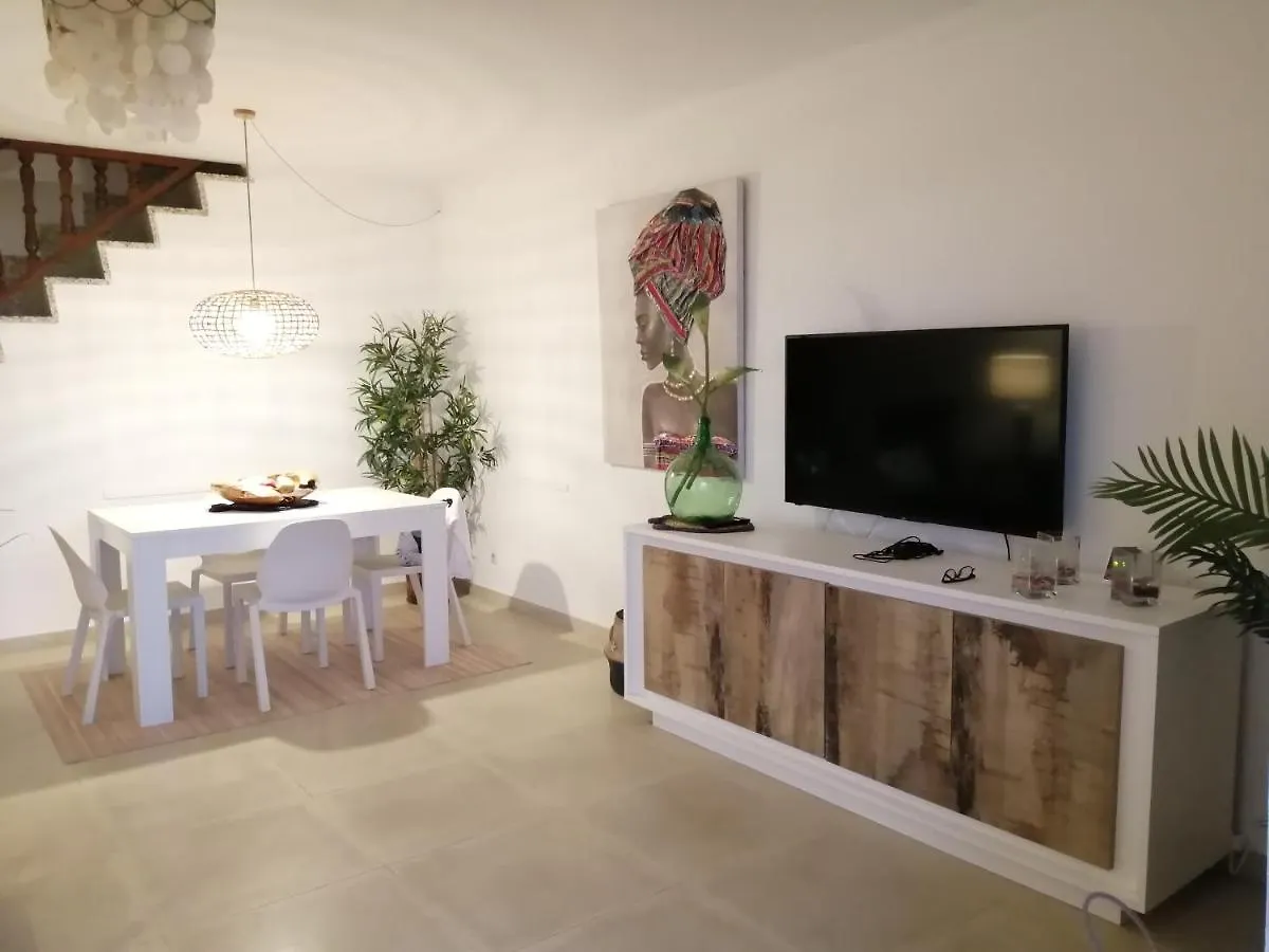 Apt Playa De Muro Ca N Ines - 1ª Linea De Playa Apartment Port de Alcudia